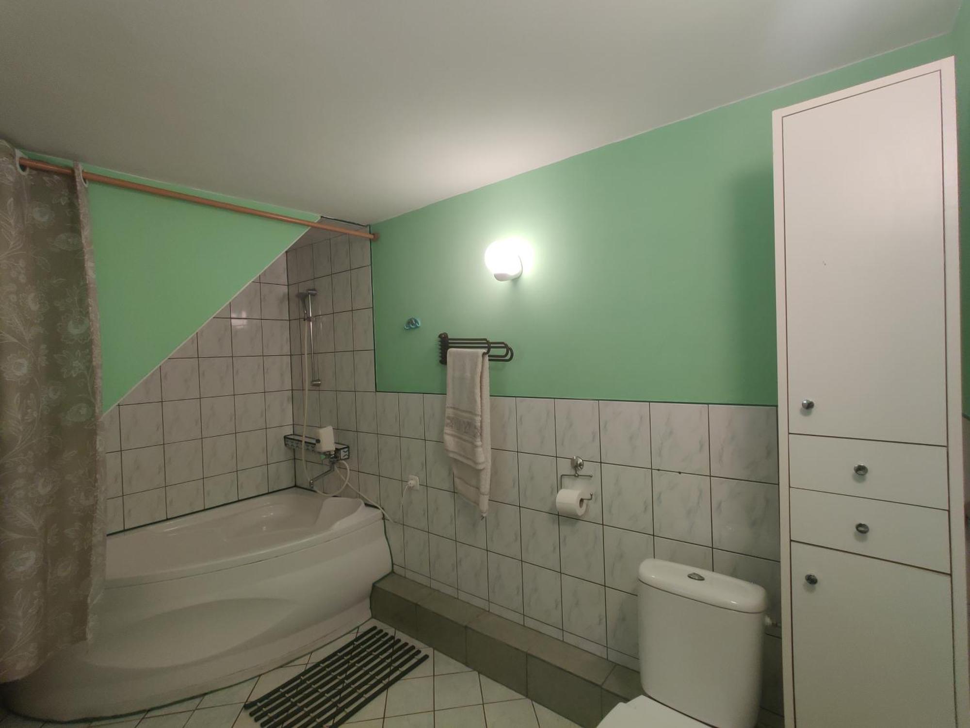 Przy Winogronie Hotel Uherce Mineralne Szoba fotó